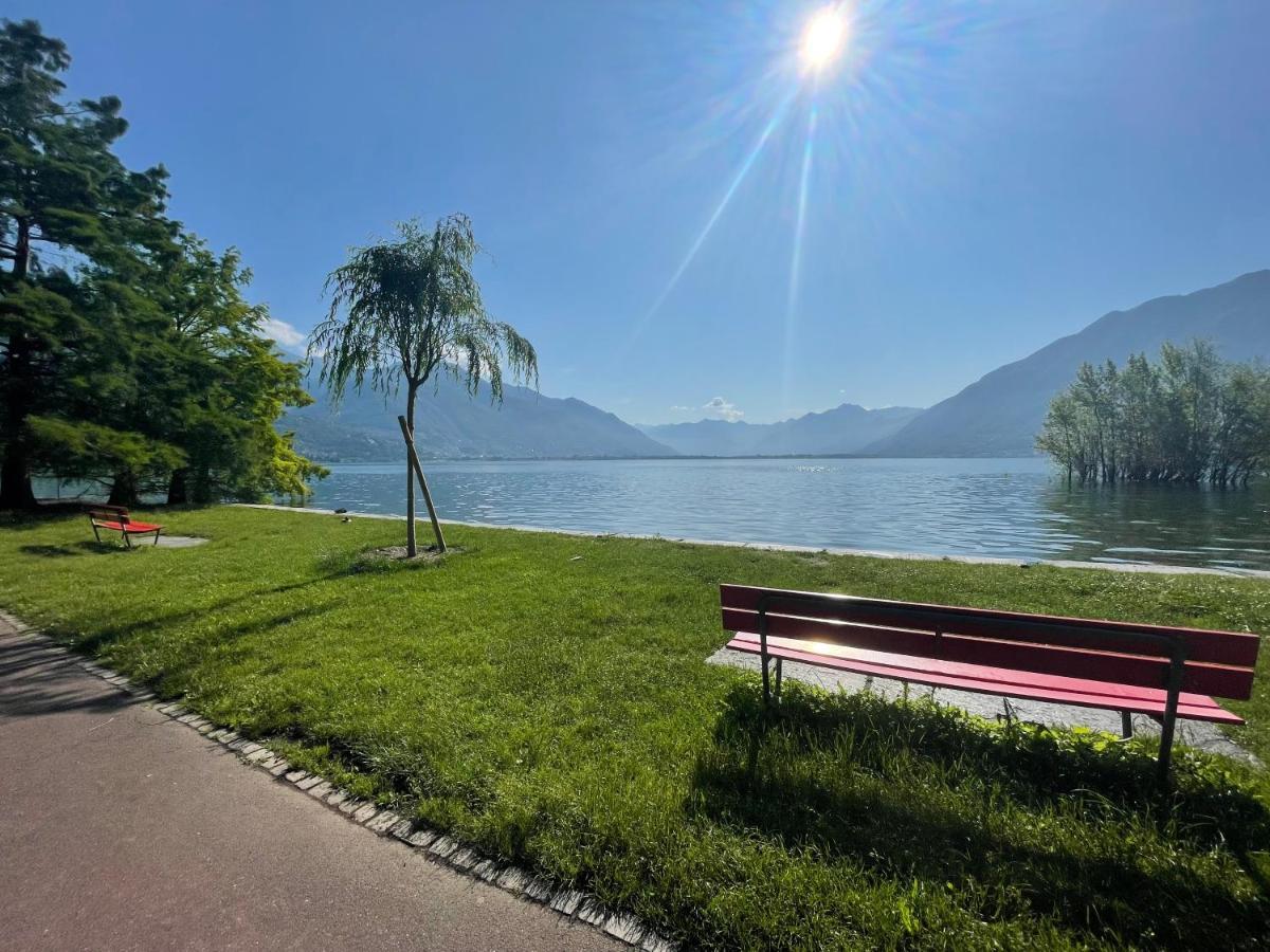 Locarno: Casa Lido Apartment Bagian luar foto